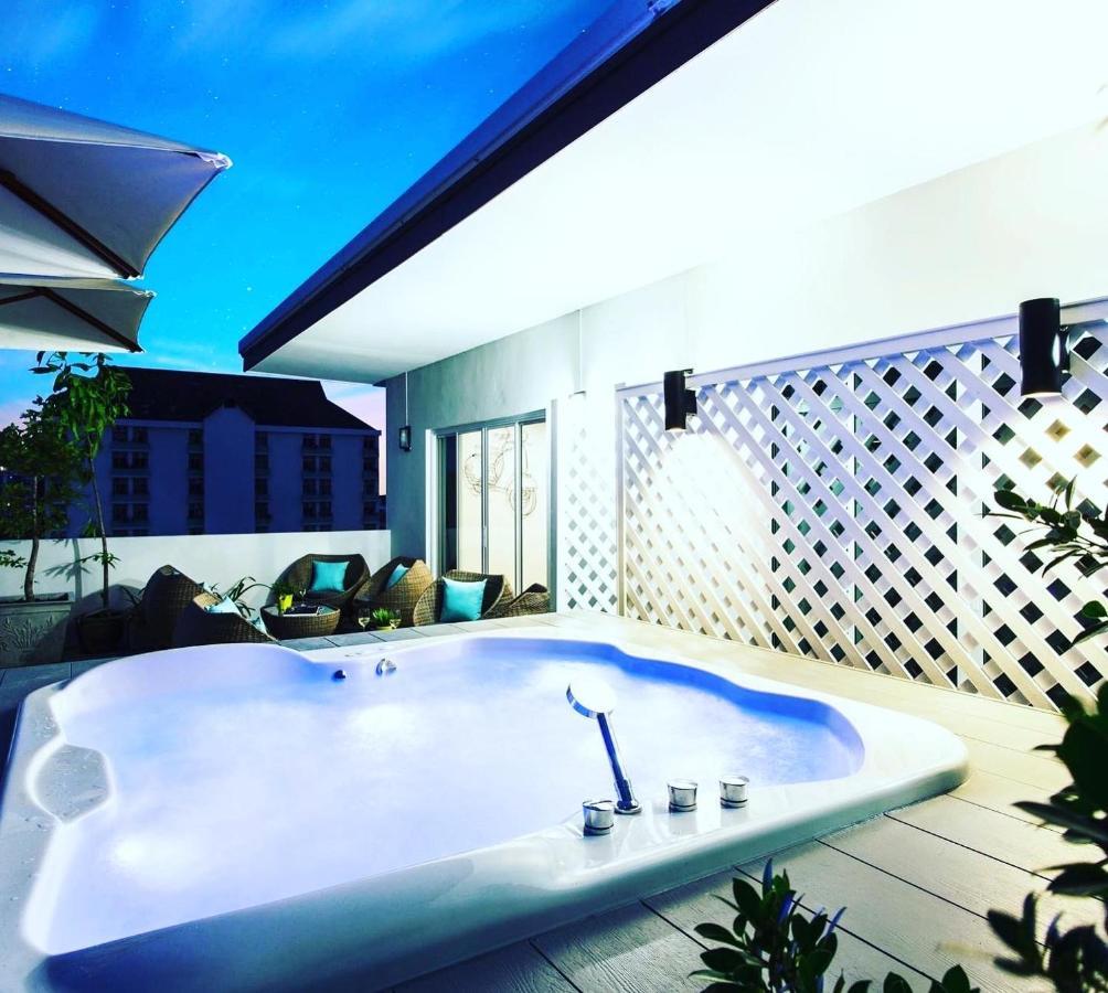 Tolani Nimman Villa Chiang Mai Exterior foto